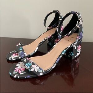 Call It Spring Stongarone Black Floral Strap Heeled Sandals size 8.5